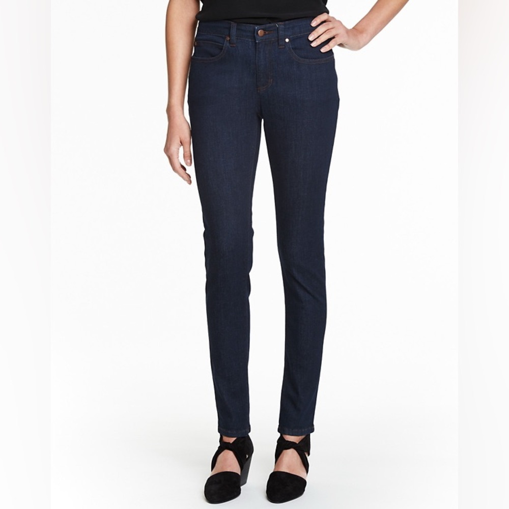 Eileen Fisher dark wash skinny slim leg jeans